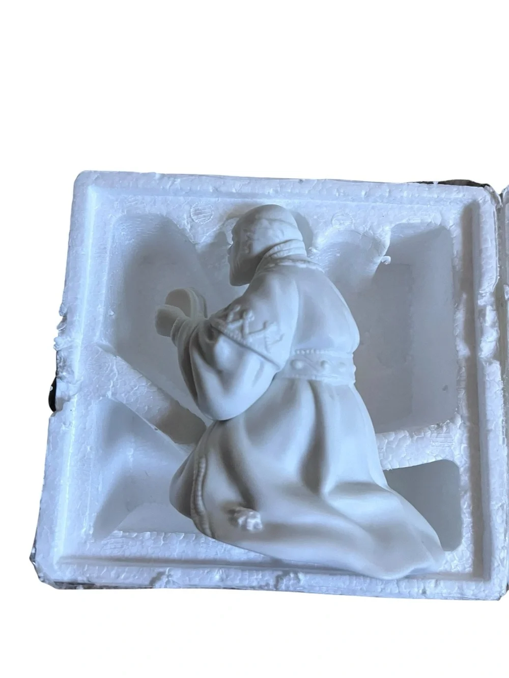 Vintage 1982 Avon Nativity  The Magi Melchior White Porcelain Figure In Box